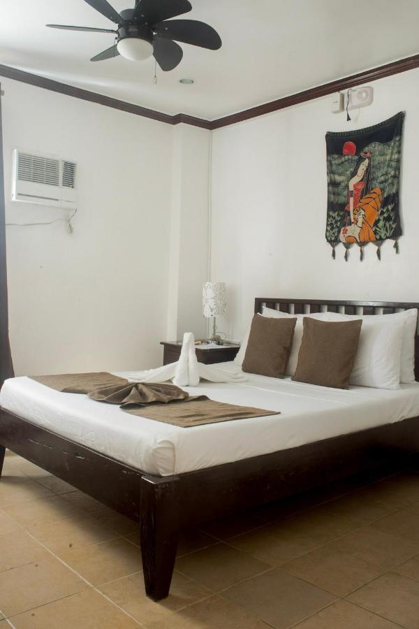 Isla Gecko Resort Balabag  Luaran gambar
