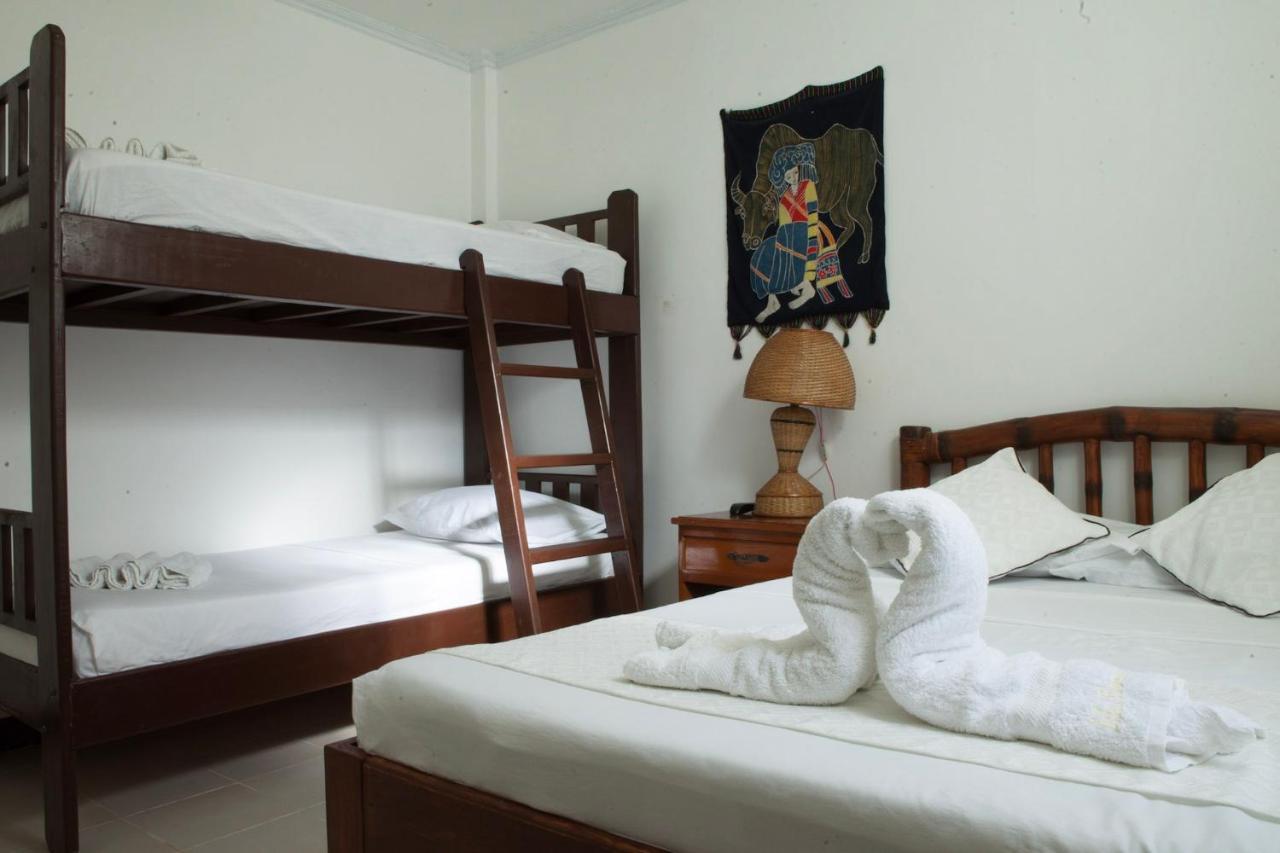 Isla Gecko Resort Balabag  Luaran gambar