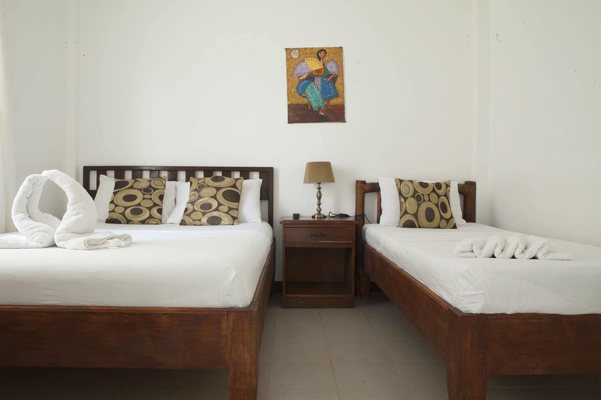 Isla Gecko Resort Balabag  Luaran gambar